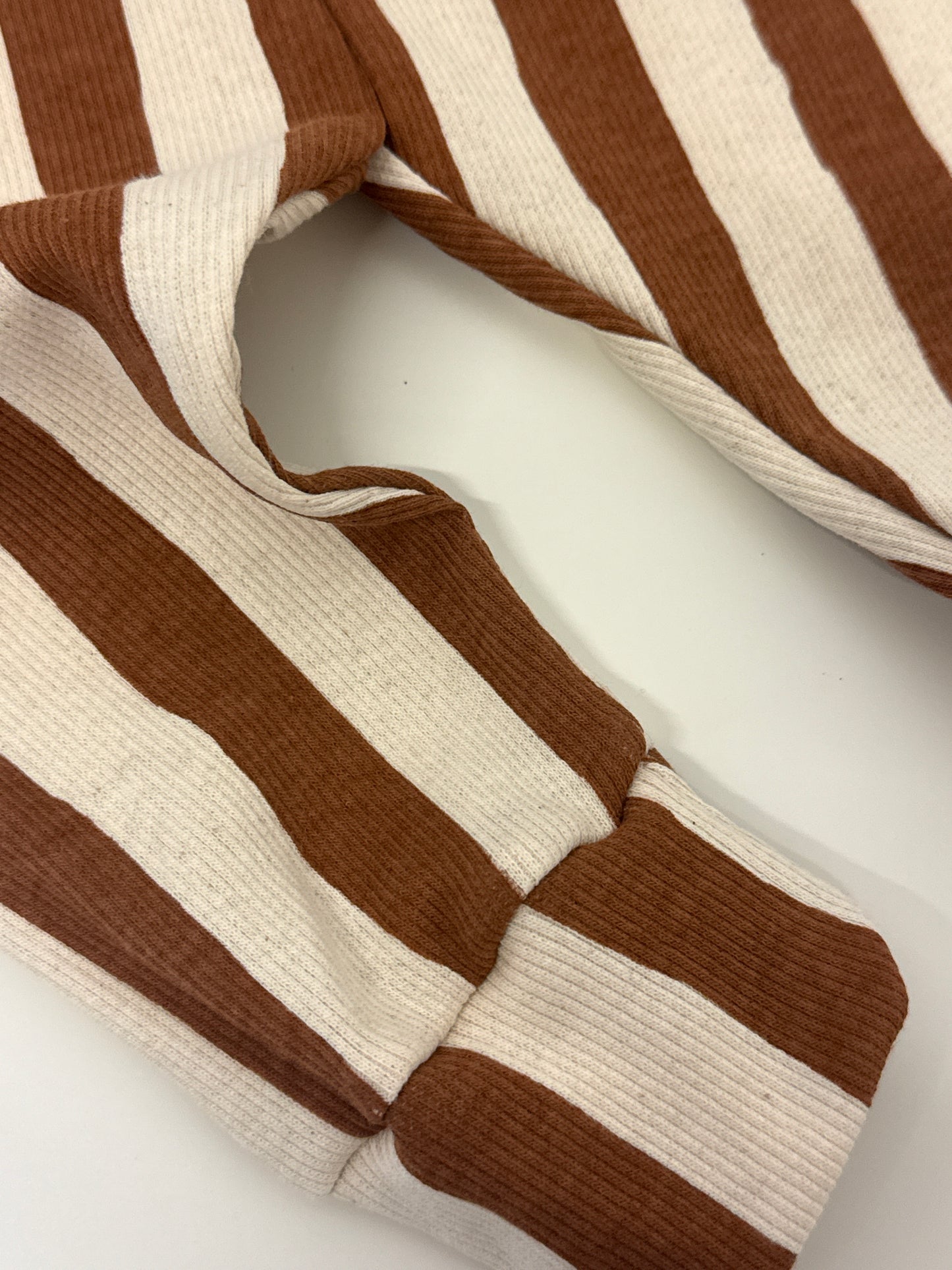 Ribbed Stripe Neutral LEGGINGS