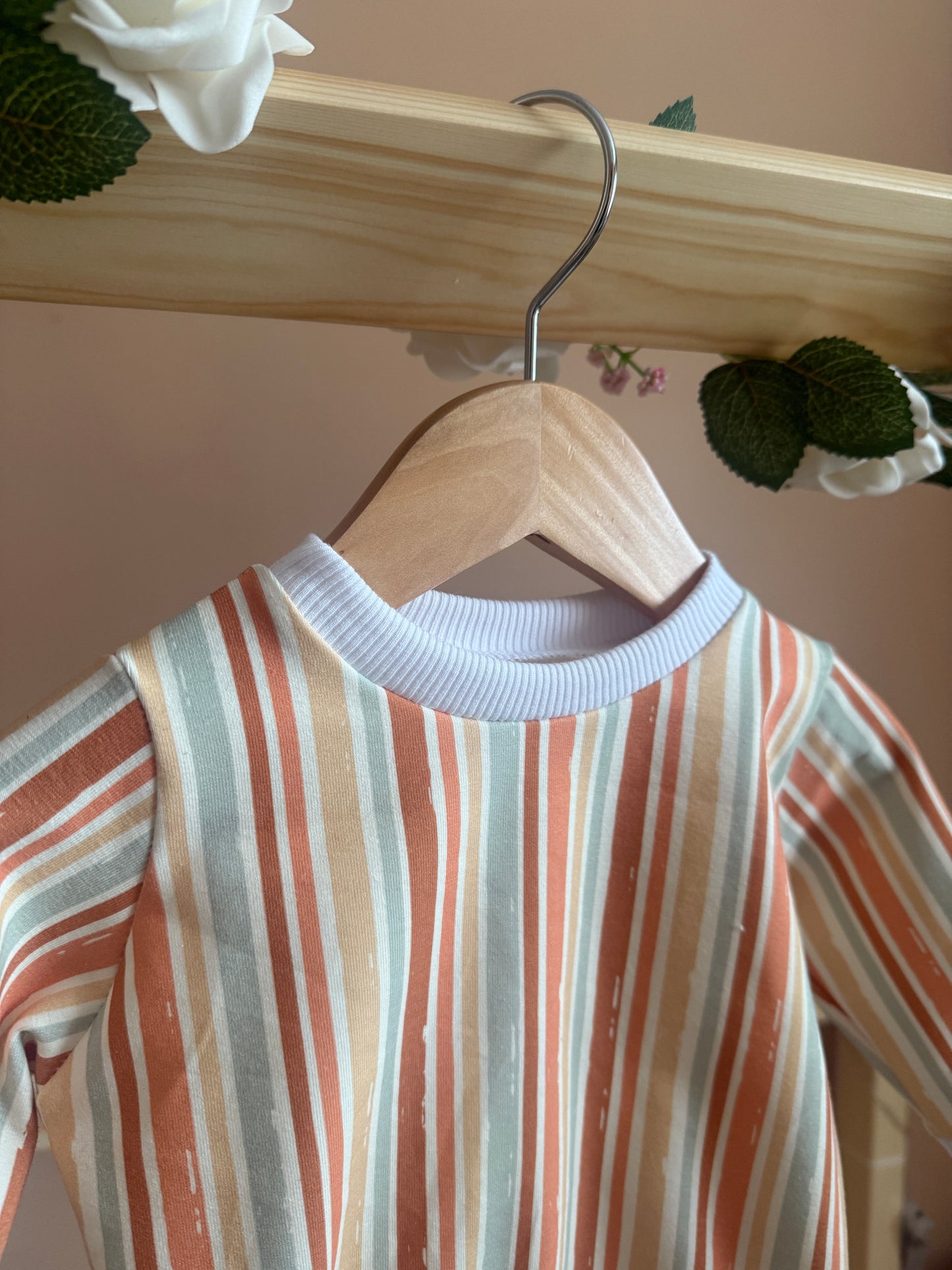 SUMMER ROCK SWEATER