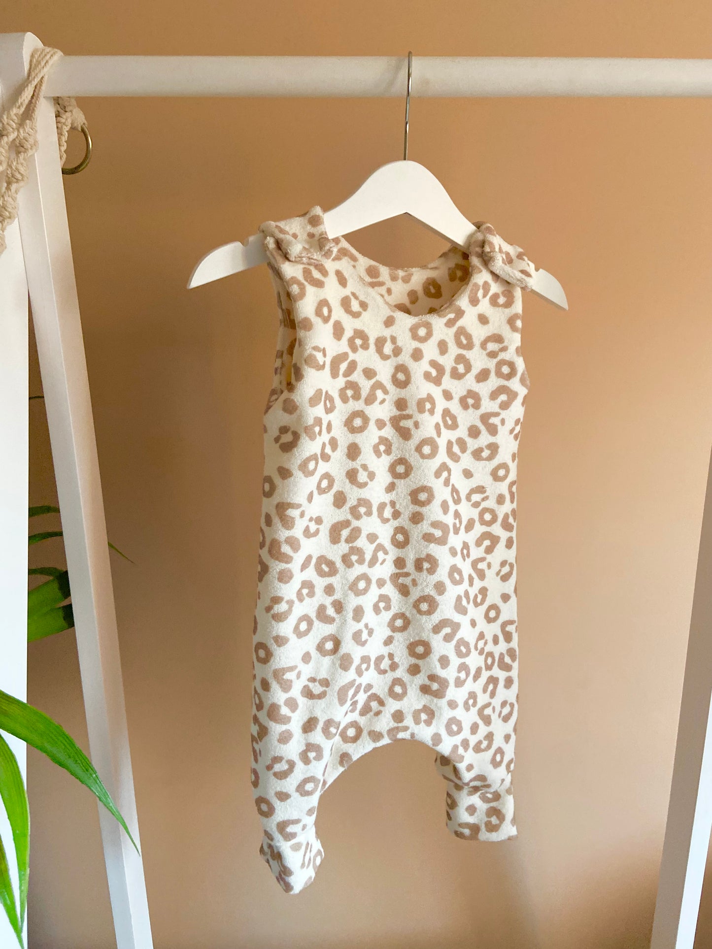 LEOPARD TEERY HAREM ROMPER