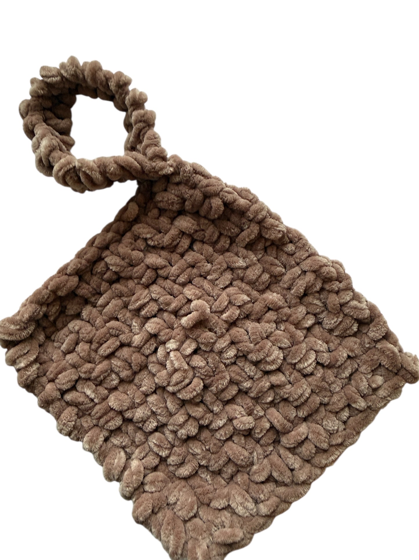 HAND KNITTED COMFORTER - MOCHA