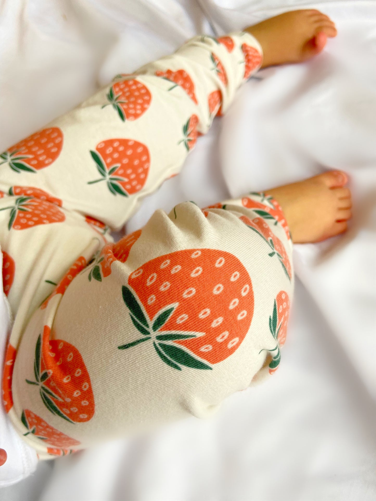 Strawberries and Cream Leggings