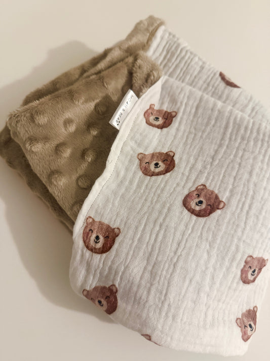BEAR MUSLIN BLANKET